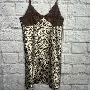 Intimate Style Gown Slip Sheer Women's Size Medium‎